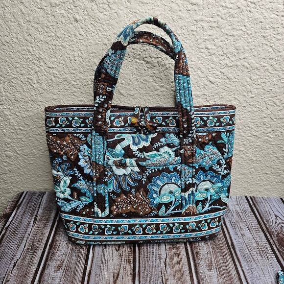 Vera Bradley small toggle tote and wallet set in retired Java blue floral print - Picture 4 of 11